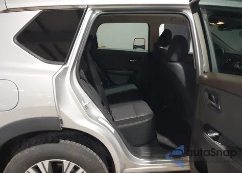 2023 Nissan Rogue Sv Fwd z USA, uszkodzony, nr VIN 5N1BT3BA0PC798219